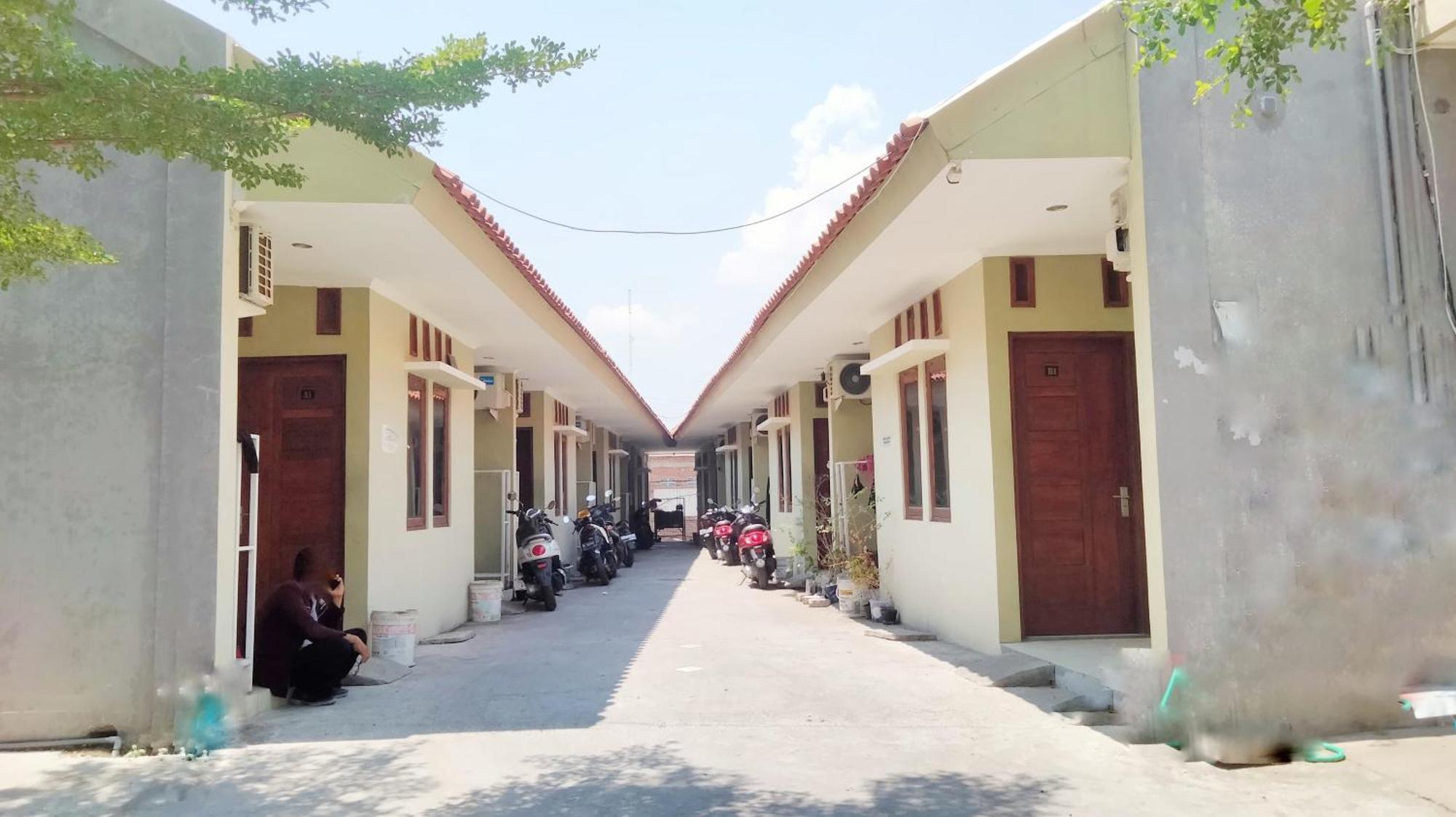 Wisma Mutiara Near Alun Alun Demak Mitra Reddoorz Exterior foto
